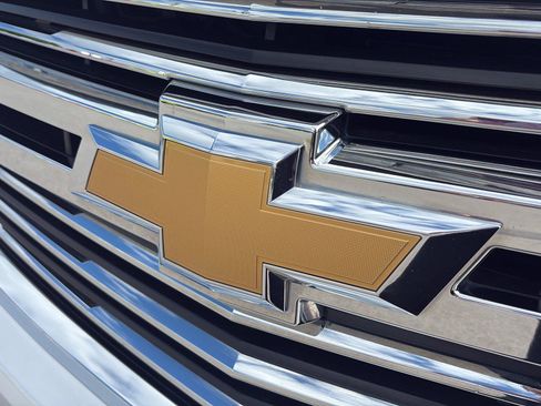 Used 2017 Chevrolet Tahoe Premier AWD/4WD image 50