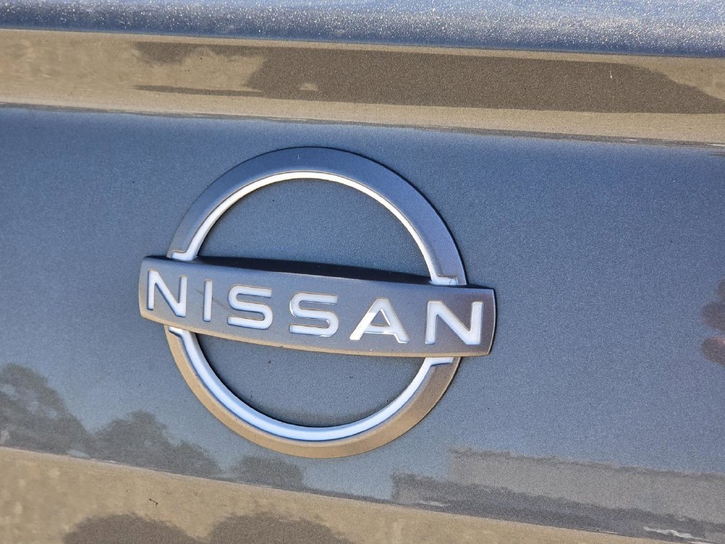 Used 2025 Nissan Altima 2.5 SV FWD image 9
