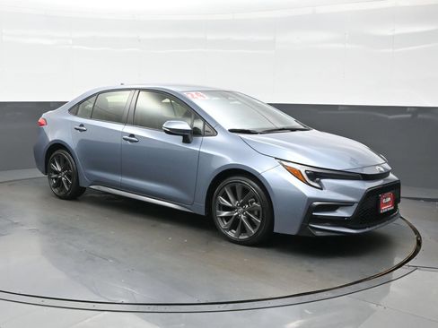 Used 2024 Toyota Corolla SE FWD image 8