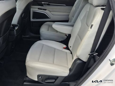 Certified 2023 Kia Telluride S w/ S Sunroof Package AWD/4WD image 11