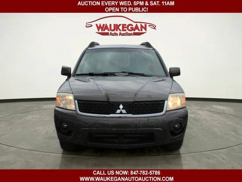 Used 2010 Mitsubishi Endeavor LS AWD/4WD image 2