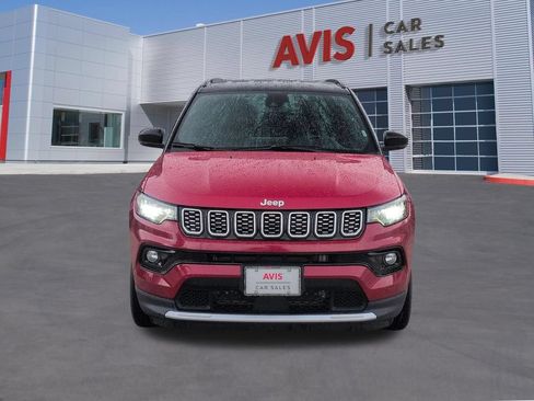 Used 2025 Jeep Compass Limited AWD/4WD image 2