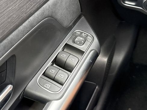 Certified 2025 Mercedes-Benz GLA 250 image 20