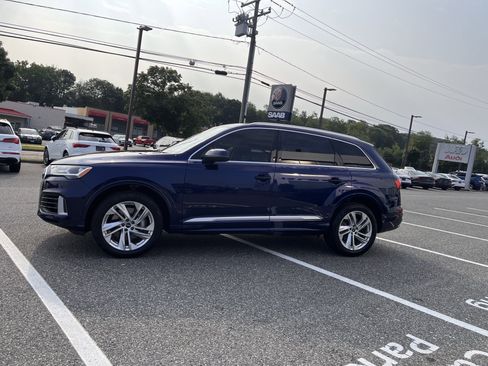 Used 2022 Audi Q7 3.0T Premium Plus w/ Premium Plus Package AWD/4WD image 4