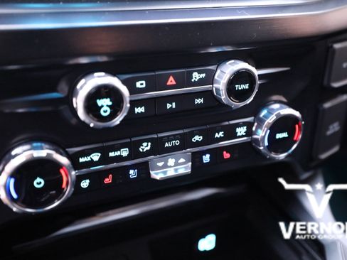 New 2026 Ford F250 Lariat w/ Lariat Premium Package image 26