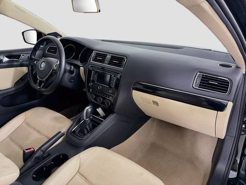Used 2015 Volkswagen Jetta TDI SEL FWD image 30