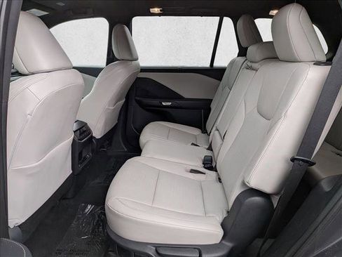 Used 2024 Lexus TX 350 AWD w/ Cold Weather Package image 18