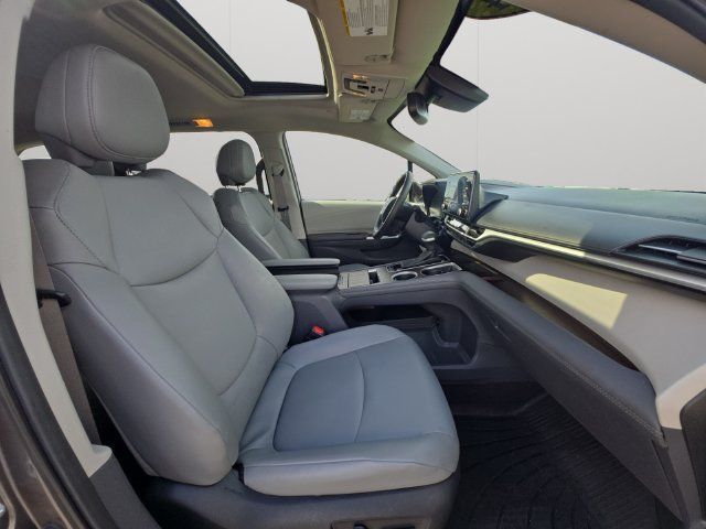 Certified 2024 Toyota Sienna XLE w/ XLE Plus Package AWD/4WD image 15