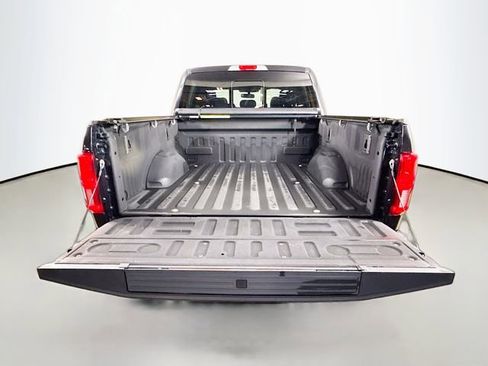 Used 2020 Ford F150 Lariat w/ Equipment Group 502A Luxury AWD/4WD image 29