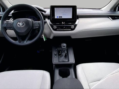 Used 2026 Toyota Corolla Cross L FWD image 14