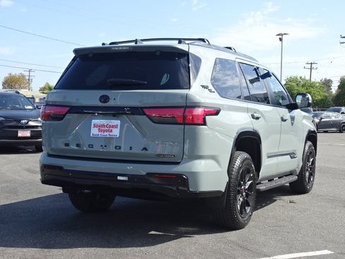 New 2026 Toyota Sequoia Platinum AWD/4WD image 5