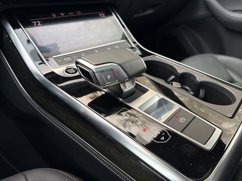 Used 2025 Audi Q7 3.0T Premium Plus image 16