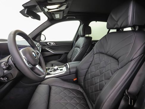 New 2026 BMW X5 xDrive40i w/ Executive Package image 11