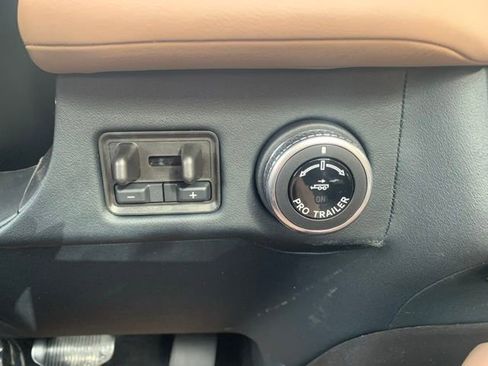 New 2025 Lincoln Navigator L Black Label image 30