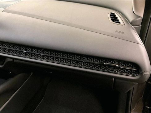 Used 2025 Honda HR-V LX image 15