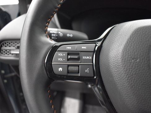 Used 2025 Honda HR-V Sport image 6