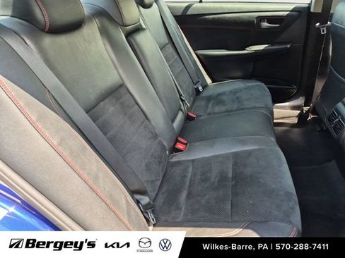 Used 2016 Toyota Camry XSE w/ Moonroof Package FWD image 26