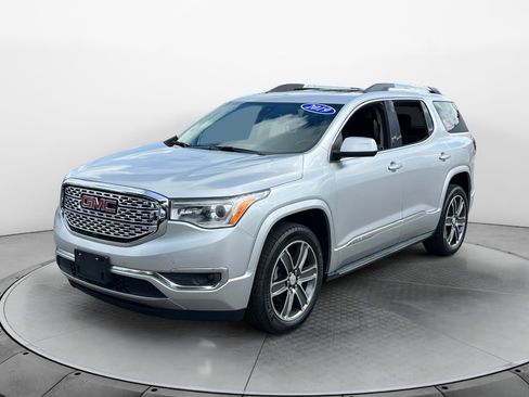 Used 2019 GMC Acadia Denali w/ Technology Package image 3