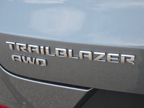 New 2026 Chevrolet TrailBlazer LT w/ Convenience Package AWD/4WD image 4
