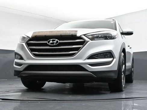 Used 2016 Hyundai Tucson Sport image 36