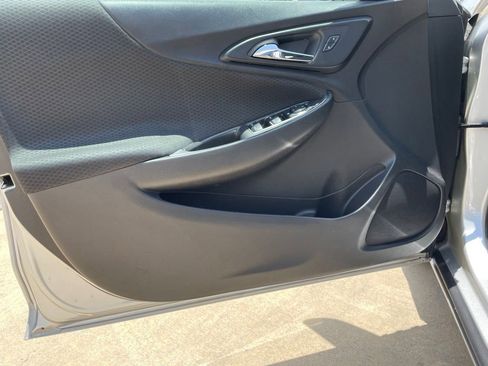 Used 2016 Chevrolet Malibu LT FWD image 18