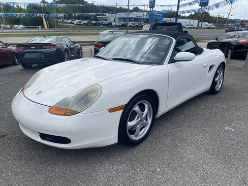 Used 2002 Porsche Boxster RWD image 3