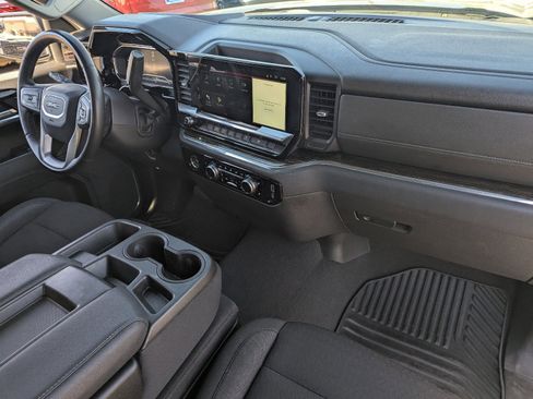 Used 2024 GMC Sierra 1500 Elevation image 13