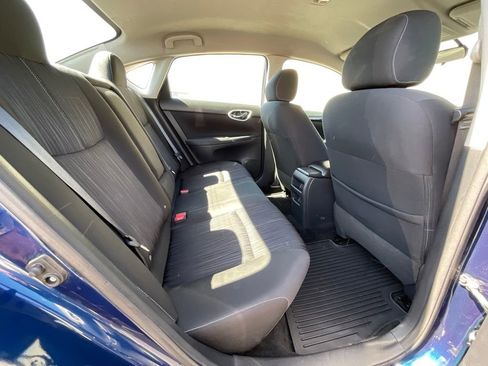 Used 2017 Nissan Sentra SV FWD image 19