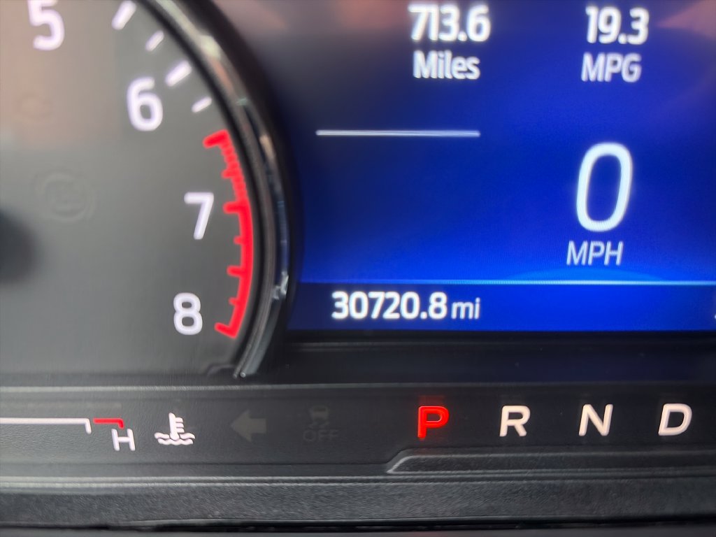 Used 2023 Ford Explorer XLT AWD/4WD image 17