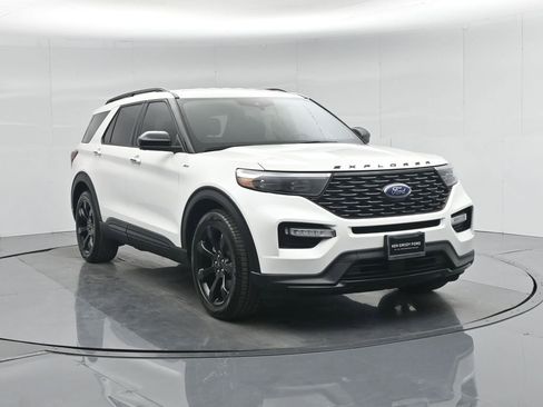 Certified 2023 Ford Explorer ST-Line w/ Class IV Trailer Tow Package image 52