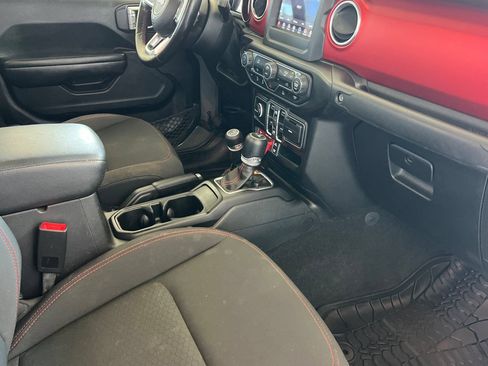 Used 2020 Jeep Gladiator Rubicon AWD/4WD image 20