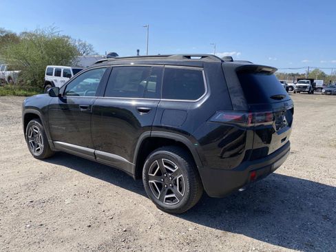 New 2026 Jeep Cherokee Laredo AWD/4WD image 3