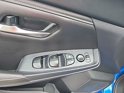 Used 2024 Nissan Sentra SV image 24