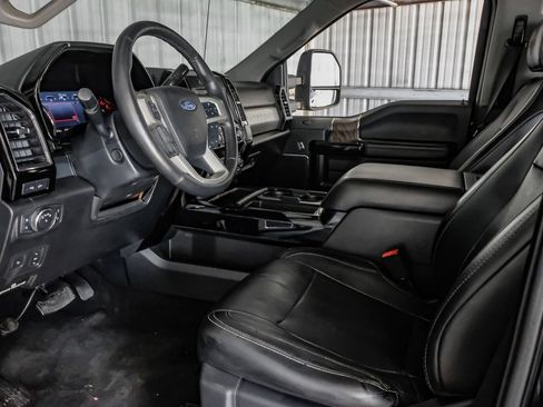 Used 2019 Ford F250 Lariat w/ Lariat Ultimate Package AWD/4WD image 14