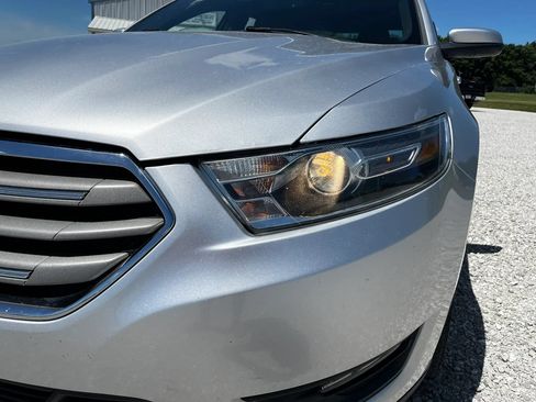 Used 2017 Ford Taurus SEL w/ Equipment Group 201A AWD/4WD image 24
