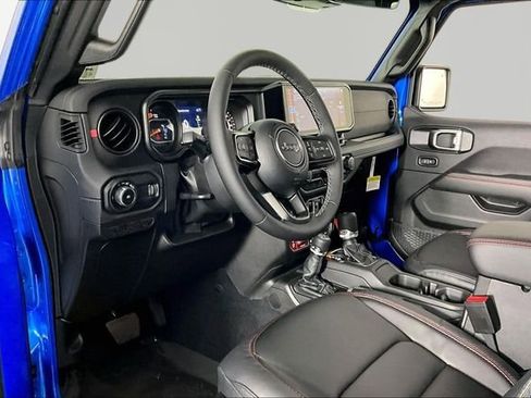 New 2026 Jeep Wrangler Unlimited Rubicon AWD/4WD image 7