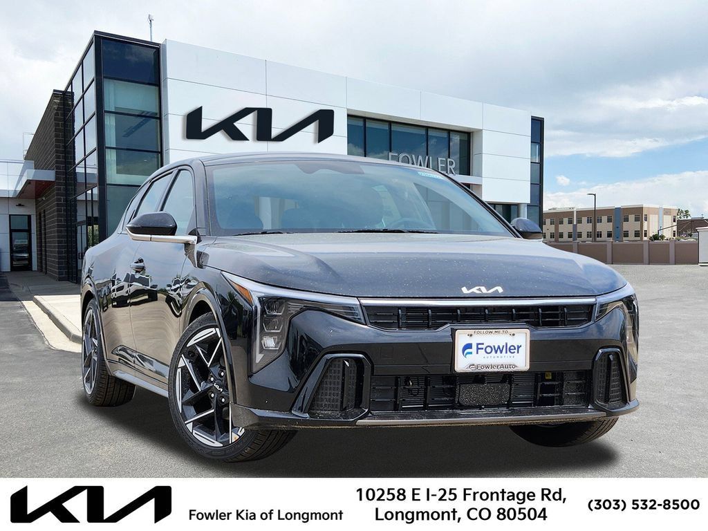 New 2026 Kia K4 GT-Line Turbo w/ GT-Line Premium Package FWD image 1