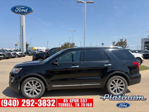Used 2017 Ford Explorer Limited FWD image 4