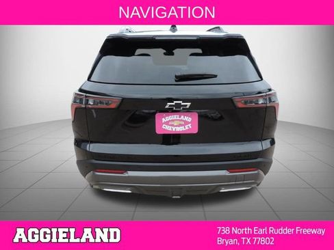 Used 2026 Chevrolet Equinox ACTIV AWD/4WD image 5