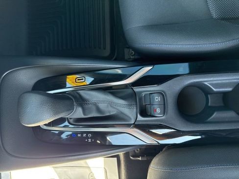 Used 2021 Toyota Corolla SE w/ Carpet Mat Package (TMS) FWD image 31