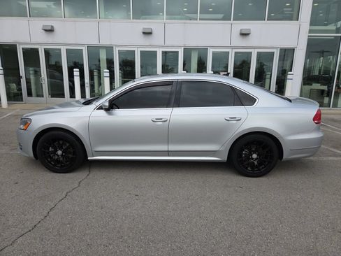 Used 2014 Volkswagen Passat TDI SEL Premium FWD image 12