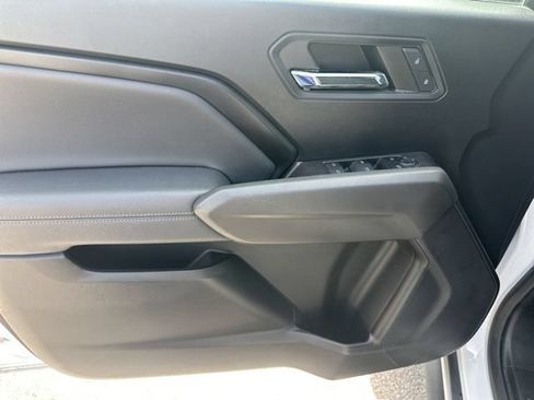 Used 2024 GMC Canyon Elevation w/ Convenience Package RWD image 10