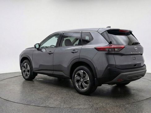 Used 2025 Nissan Rogue SV FWD image 6