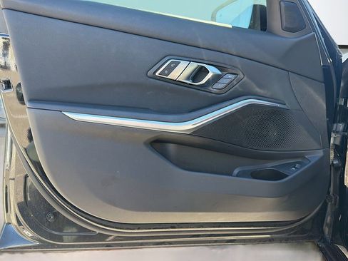 Used 2020 BMW 330i Sedan w/ Driving Assistance Package image 22