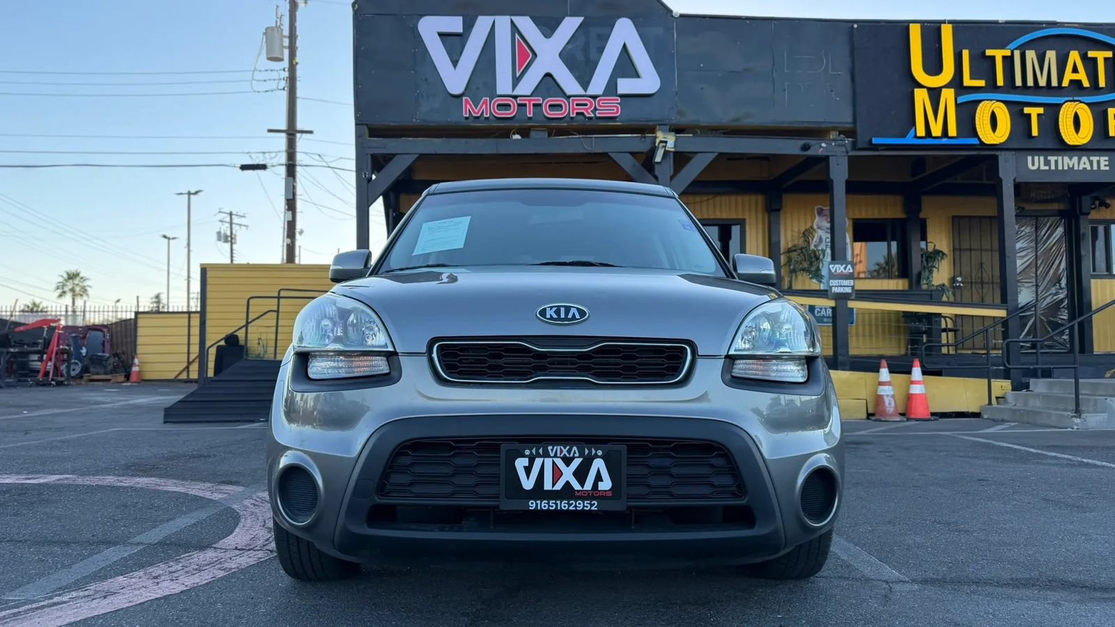 Used 2012 Kia Soul + FWD image 2