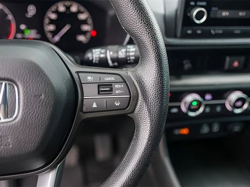 Used 2025 Honda CR-V EX image 10