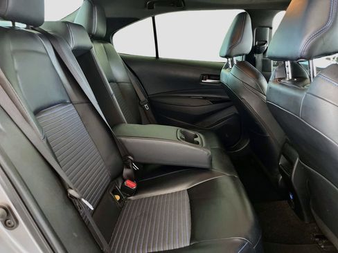 Used 2020 Toyota Corolla XSE image 28