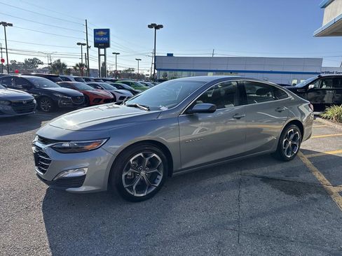 Used 2024 Chevrolet Malibu LT image 4