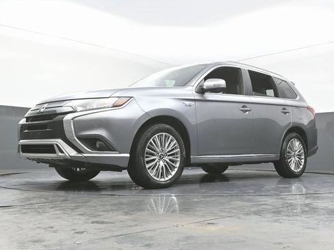 Used 2022 Mitsubishi Outlander SEL image 52