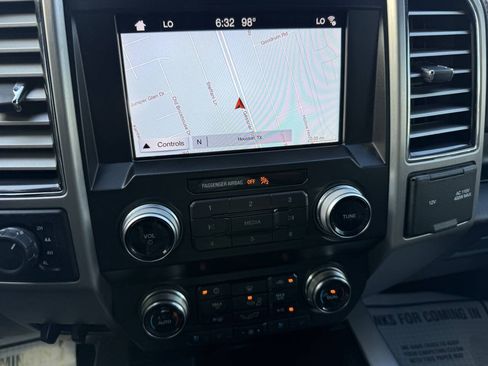 Used 2019 Ford F150 Platinum AWD/4WD image 26